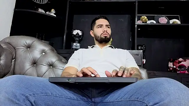 matteosantos online show from February 2026 11:42:02 AM