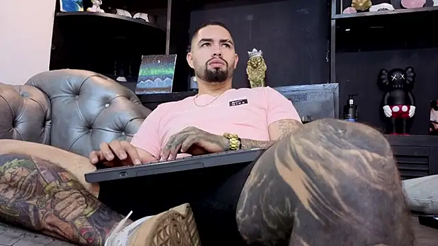 matteosantos online show from April 2026 11:46:02 AM