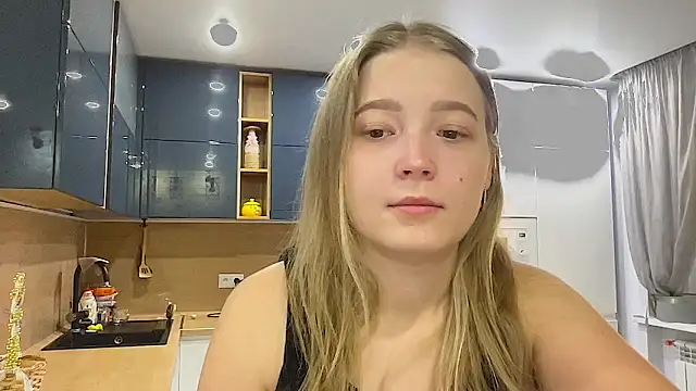 CharmingSarah online show from September 2025 02:50:02 PM