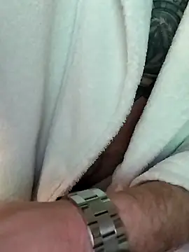 LoGaNfree88 online show from May 2026 07:55:02 PM
