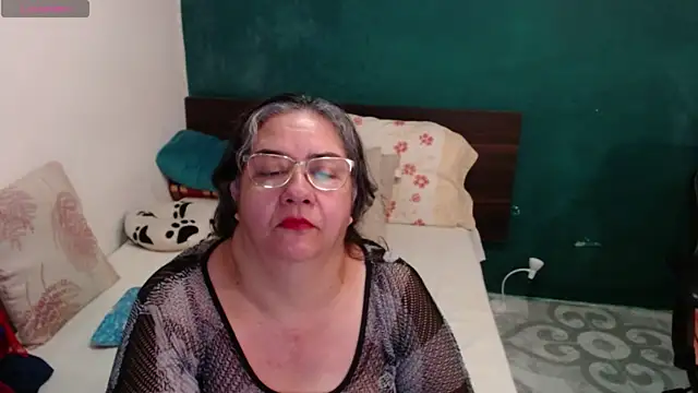 Snapshot of scaelettdubois chatting on July 2026 01:58:33 AM scaelettdubois online show from July 2026 01:58:33 AM