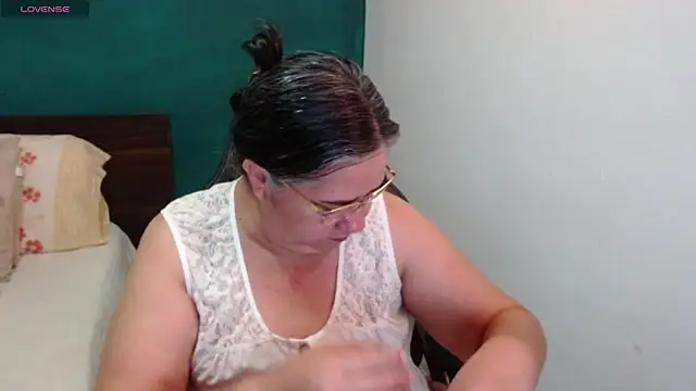 Snapshot of scaelettdubois chatting on July 2026 12:19:01 AM scaelettdubois online show from July 2026 12:19:01 AM