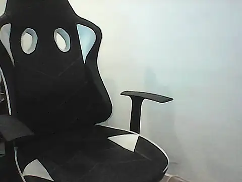 Kalel17073 online show from June 2026 04:11:02 PM