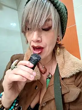 sexymarilyncolombia online show from April 2026 02:38:01 PM