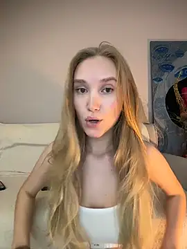 MariaTull online show from October 2025 04:24:02 PM