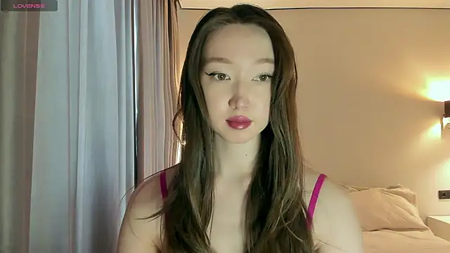 luna 022 online show from May 2026 05:02:02 AM