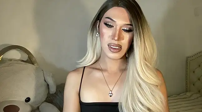 Ts glamxxxx online show from February 2025 06:09:02 AM