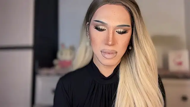 Ts glamxxxx online show from February 2026 03:32:01 AM