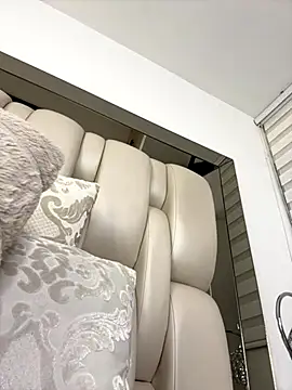 ALISSON FOXXX1 online show from November 2025 10:54:02 PM