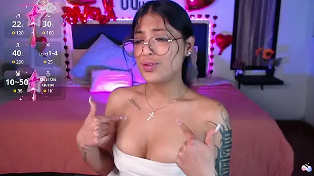 vaness weet online show from February 2025 10:51:02 PM