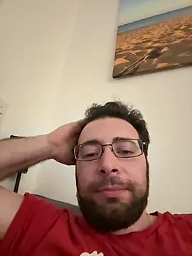 Snapshot of Italo1988 chatting on March 2025 10:43:02 PM Italo1988 online show from March 2025 10:43:02 PM