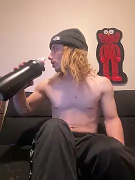 trippyski online show from January 2025 08:56:01 AM