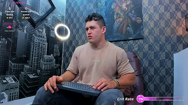 Leonsmoron online show from November 2025 11:24:01 PM