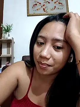 LOVENAYRA1 online show from March 2026 02:35:02 PM