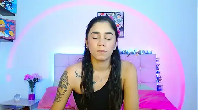 Layla Rachel online show from February 2025 12:32:01 AM