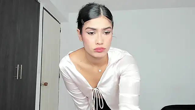 Snapshot of thebestass19 chatting on January 2025 09:28:02 PM thebestass19 online show from January 2025 09:28:02 PM