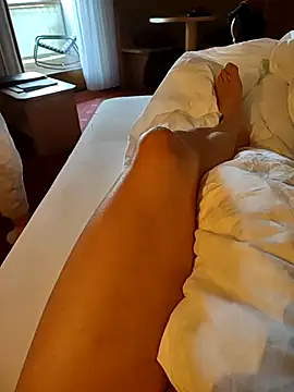 kiam471 online show from April 2026 05:10:02 AM