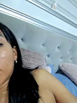 Doll Loren online show from February 2025 01:51:01 AM