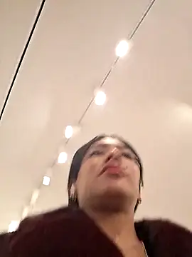 Doll Loren online show from February 2026 03:18:02 PM