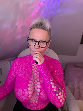 German Milf online show from April 2026 12:55:02 PM