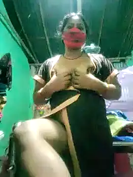 Shristiprakash0 online show from December 2024 05:30:02 PM