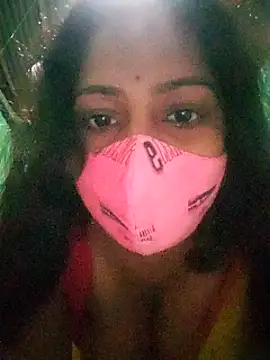 Shristiprakash0 online show from February 2025 04:13:02 PM