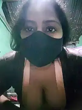 Shristiprakash0 online show from February 2025 04:16:02 PM