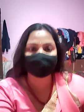 Shristiprakash0 online show from February 2026 01:04:01 PM