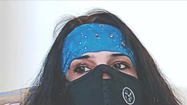 amrozia online show from February 2025 11:34:02 AM