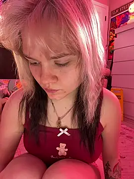 Cutiepiespanks online show from April 2026 10:31:02 PM