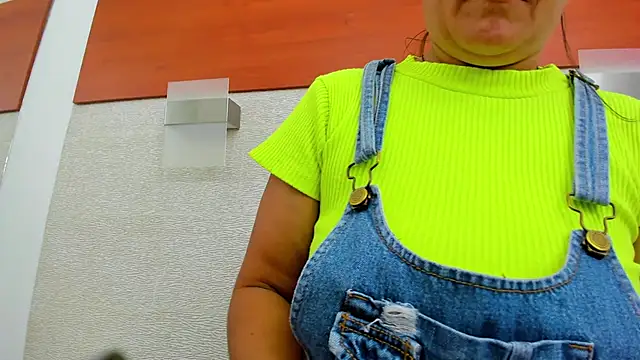 allice green online show from November 2025 01:03:02 AM