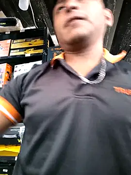 000002m online show from November 2025 07:04:01 PM