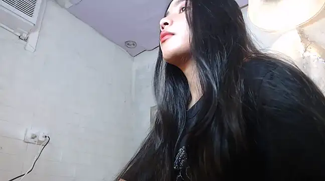 Snapshot of Urbabygirl_jenny chatting on February 2025 01:25:02 PM Urbabygirl jenny online show from February 2025 01:25:02 PM