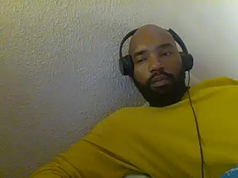 Snapshot of KAYBEEDEFREAK chatting on December 2024 07:50:01 AM KAYBEEDEFREAK online show from December 2024 07:50:01 AM