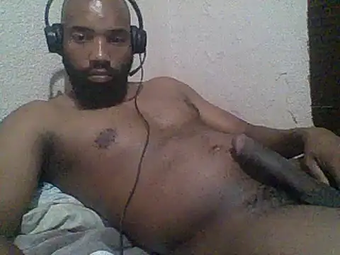Snapshot of KAYBEEDEFREAK chatting on January 2025 08:44:01 PM KAYBEEDEFREAK online show from January 2025 08:44:01 PM