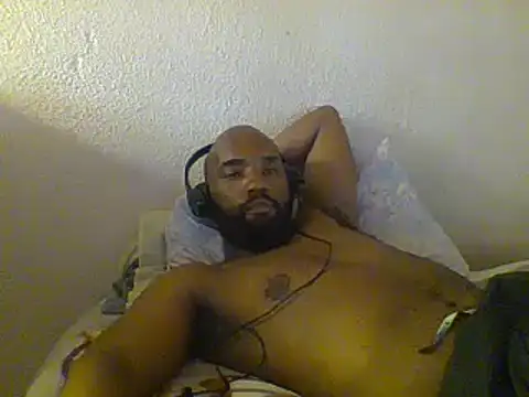 Snapshot of KAYBEEDEFREAK chatting on February 2025 11:34:01 AM KAYBEEDEFREAK online show from February 2025 11:34:01 AM