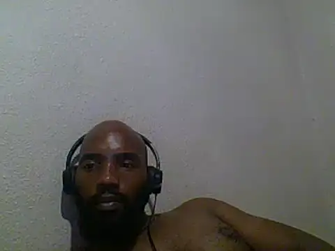 Snapshot of KAYBEEDEFREAK chatting on February 2025 10:44:02 PM KAYBEEDEFREAK online show from February 2025 10:44:02 PM