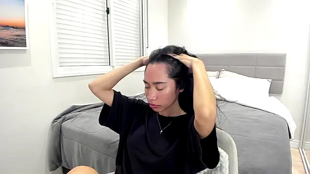 itsyourcassie online show from February 2025 12:10:01 AM