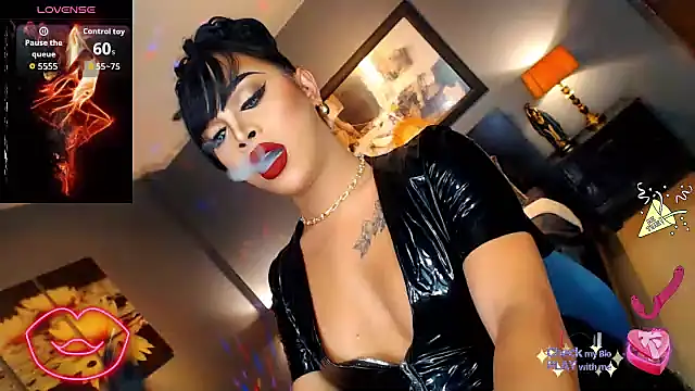 MarryQueen22 online show from November 2025 12:55:01 AM