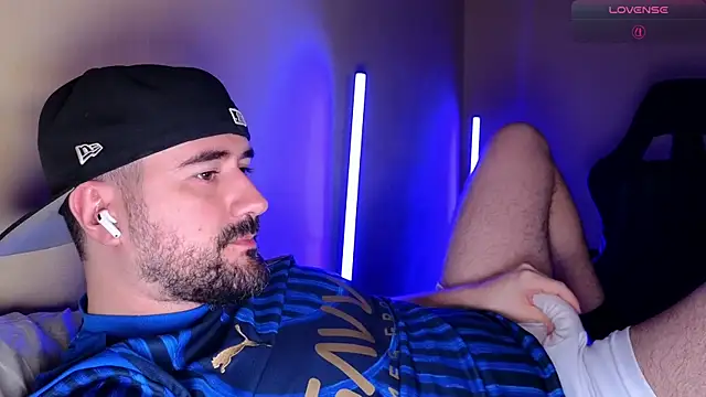 DominantTheo online show from April 2026 03:41:01 AM