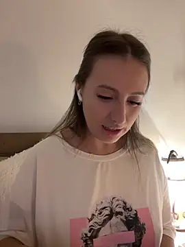 Eva Ryen online show from November 2025 05:24:02 PM