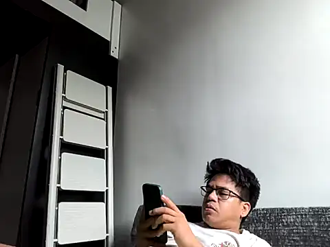 JhayCruz69 online show from June 2026 04:11:01 AM