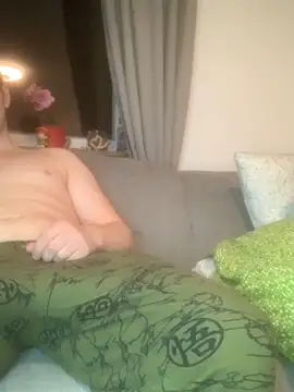 Maxmusterman20023 online show from February 2025 10:31:01 PM