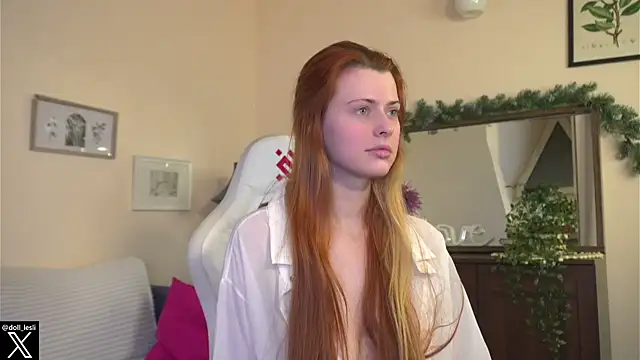 Snapshot of doll_lesli chatting on January 2025 05:34:01 PM doll lesli online show from January 2025 05:34:01 PM