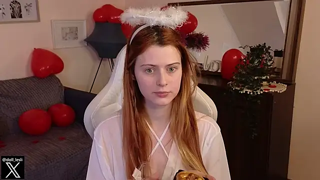 Snapshot of doll_lesli chatting on February 2025 06:01:02 PM doll lesli online show from February 2025 06:01:02 PM