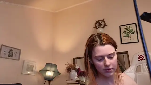 Snapshot of doll_lesli chatting on February 2025 11:26:02 PM doll lesli online show from February 2025 11:26:02 PM