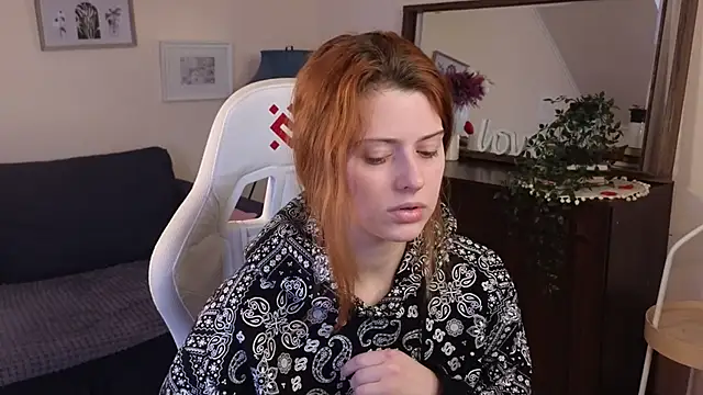 Snapshot of doll_lesli chatting on March 2025 02:21:01 PM doll lesli online show from March 2025 02:21:01 PM