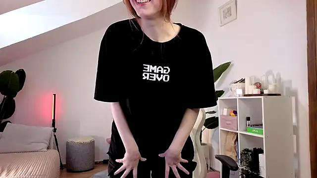 Snapshot of doll_lesli chatting on September 2025 06:13:01 AM doll lesli online show from September 2025 06:13:01 AM