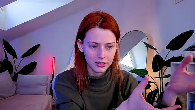 Snapshot of doll_lesli chatting on November 2025 09:31:01 AM doll lesli online show from November 2025 09:31:01 AM