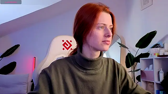 Snapshot of doll_lesli chatting on November 2025 08:36:02 AM doll lesli online show from November 2025 08:36:02 AM